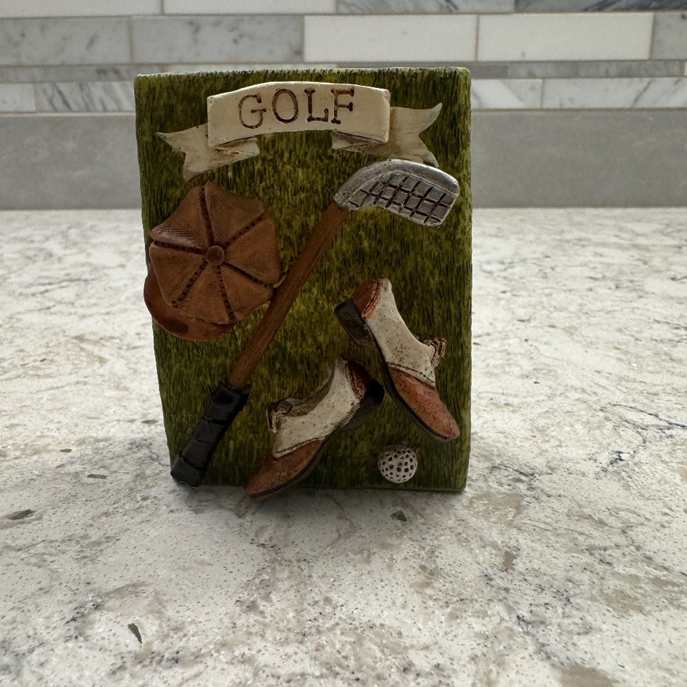 Vintage Golf -Themed resin holder used for business cards or pen holder - Picture 8 of 8